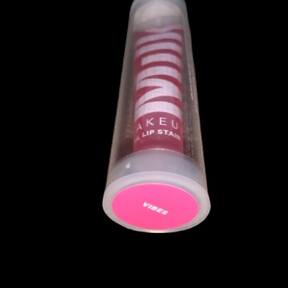 Milk makeup vibes lip oil stain - Picture 2 of 2